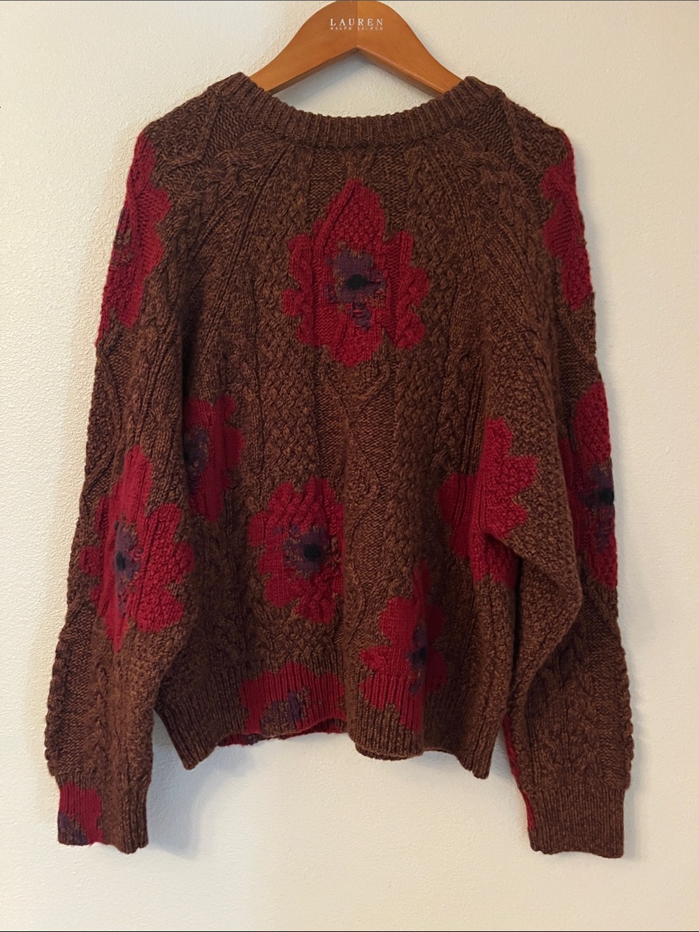 Barrie cable-knit sweater red floral intarsia 100% cashmere sz S NWT - Picture 5 of 9
